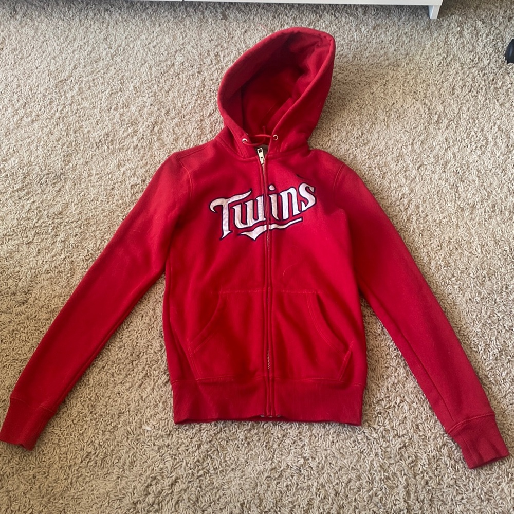 Twins zip up Nike sweatshirt